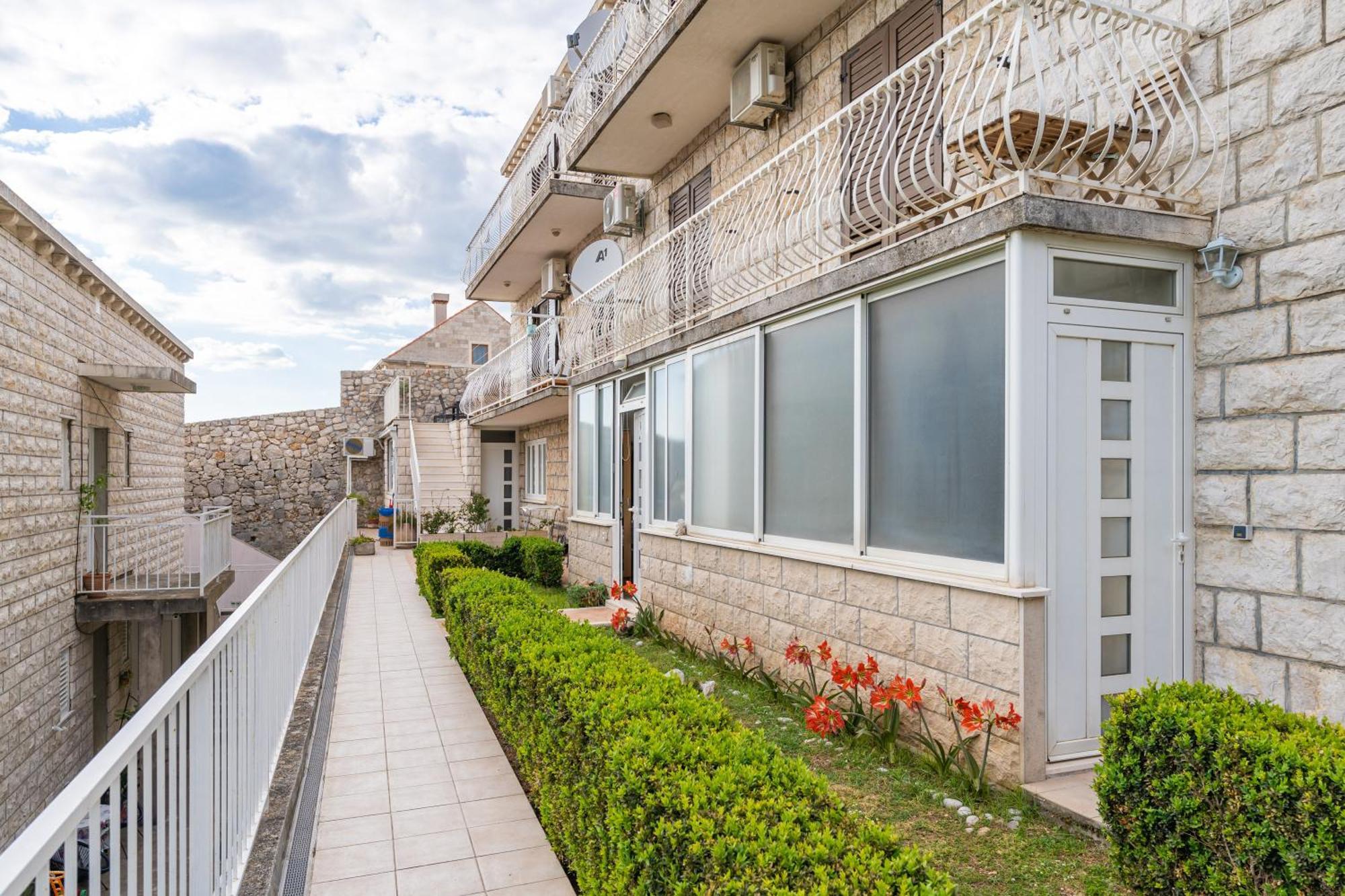 Apartment Srecko Dubrovnik Eksteriør billede